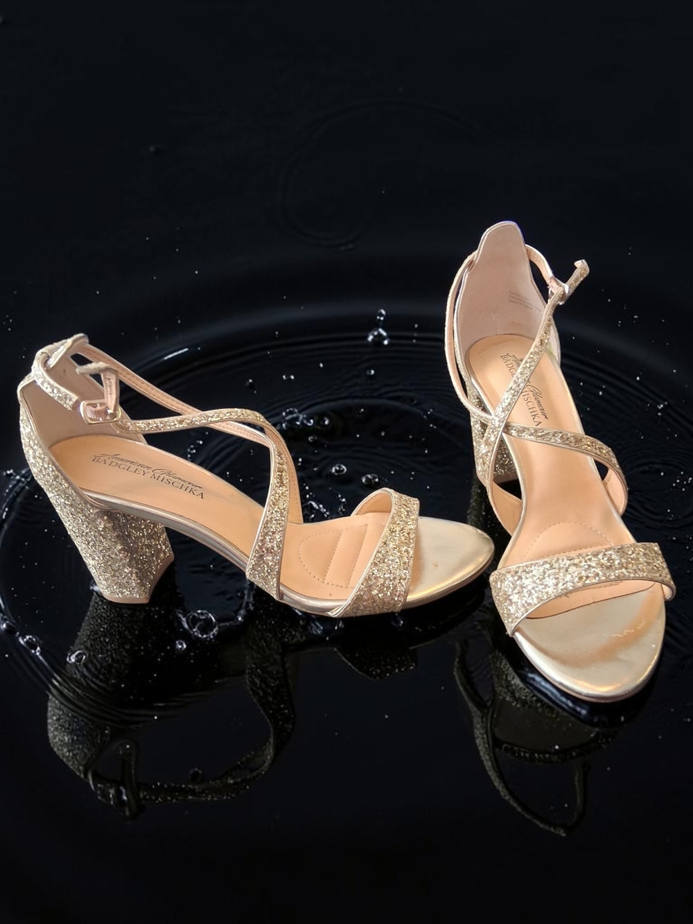 Badgley Mischka Gold Glitter Block Heel Sandals Womems Shoes Size 8.5 Beautiful